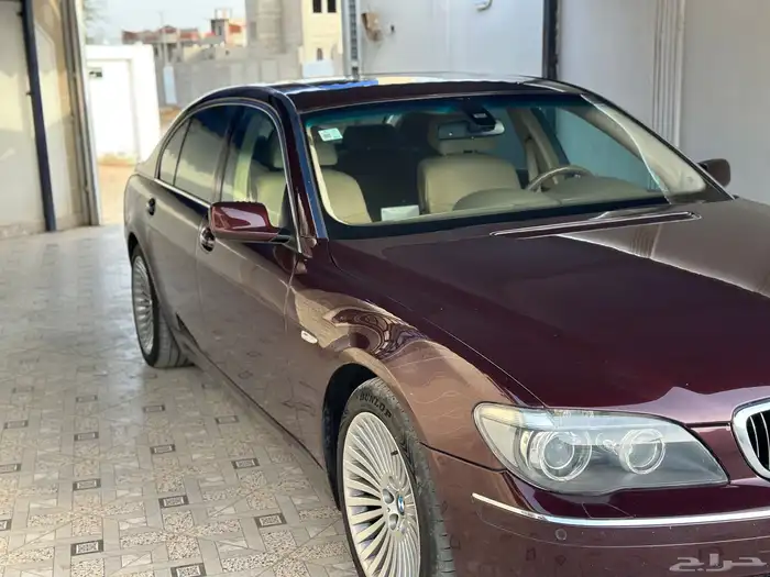 للبيع بي ام دبليو 2007 نظيف 12
