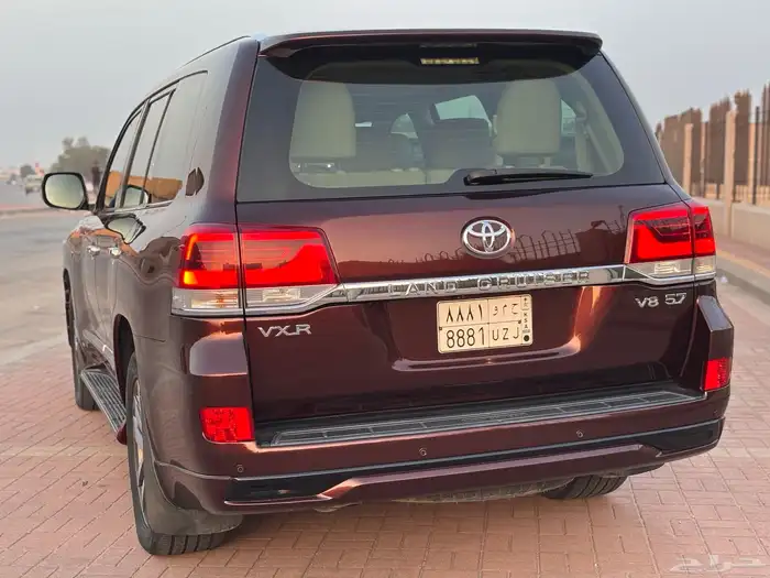 لاندكروزر VXR 2016 6
