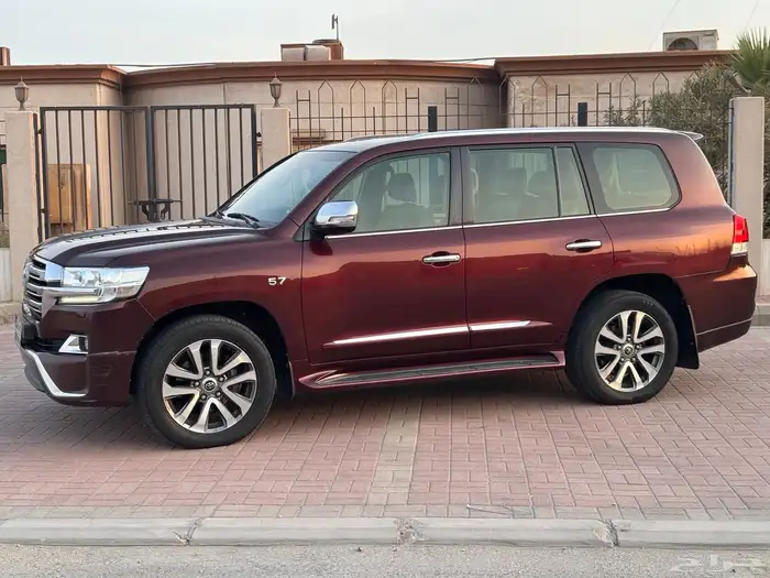 لاندكروزر VXR 2016 51