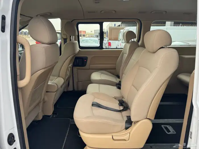 هونداي H1 2020 نظيف 11