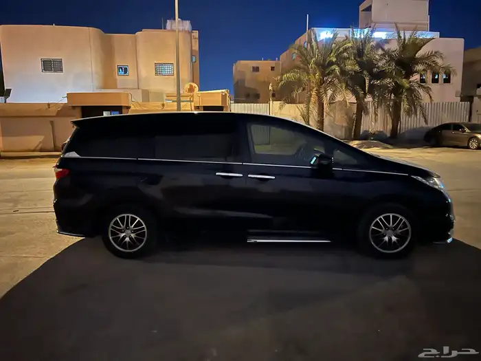 فان اوديسي 4