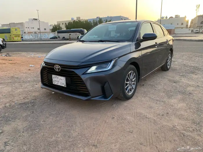 يارس 2023 للبيع تويوتا 3