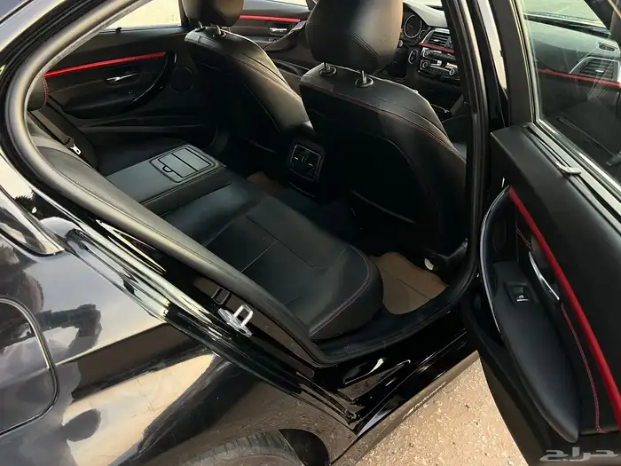 بي ام دبليو الفئة الثالثة BMW (2018) 320i A F30 23
