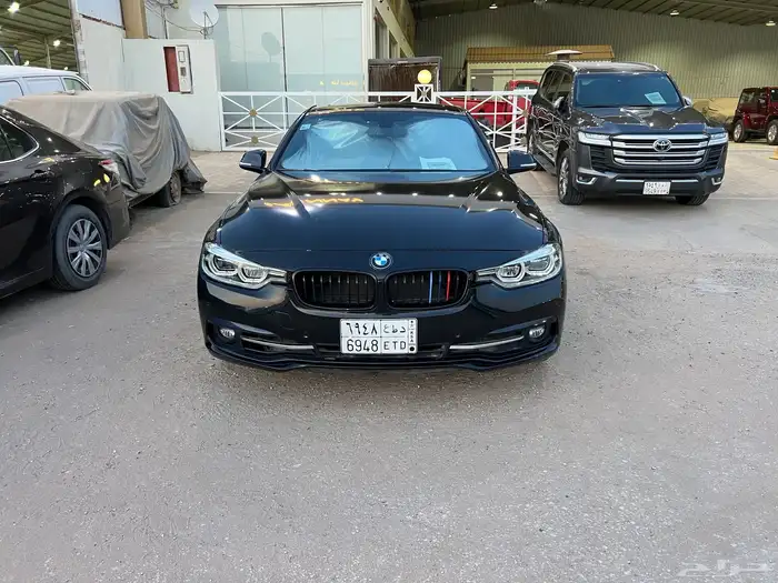بي ام دبليو الفئة الثالثة BMW (2018) 320i A F30 1