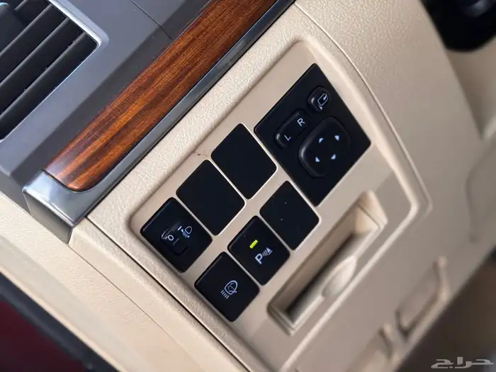 لاندكروزر VXR 2016 34
