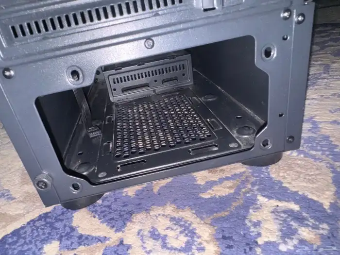 كرت gtx 1660 super و كيس بي سي وشاشة 8