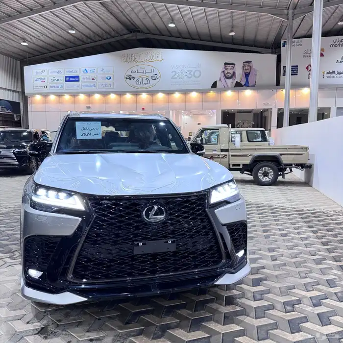 عرض خاص لكزس أف سبورت بريمي 2024 0