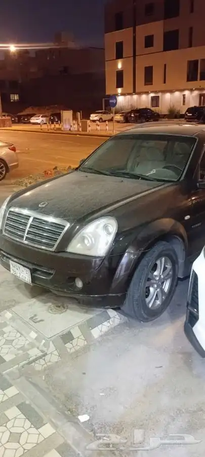 للبيع تشليح جيب ريكستون 2011 1