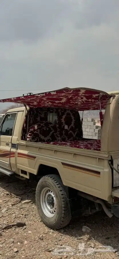 للبييع طربال كامل في دروجه ومعه مضخه ماء 0