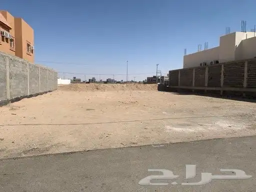 ارض للبيع القويعيه حي المروج 0