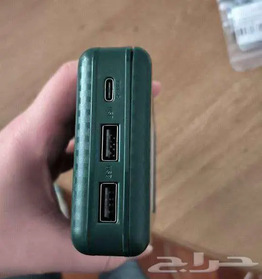 صندوق سعة 6 بطاريات نوع 18650 بنك طاقة واضاءة ب 20 led 6