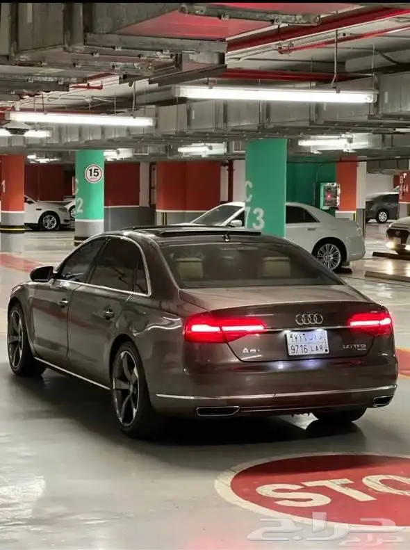 اودي A8 9