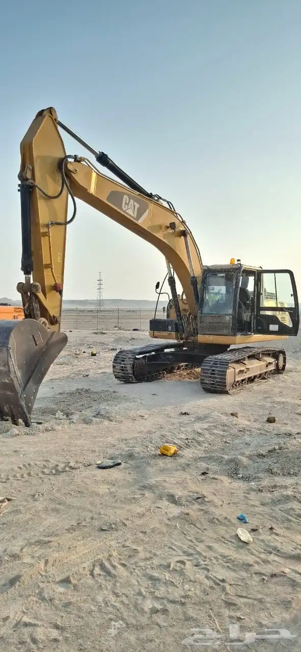 للبيع بوكلين كتر بلر كات موديل 2014 CAT 2