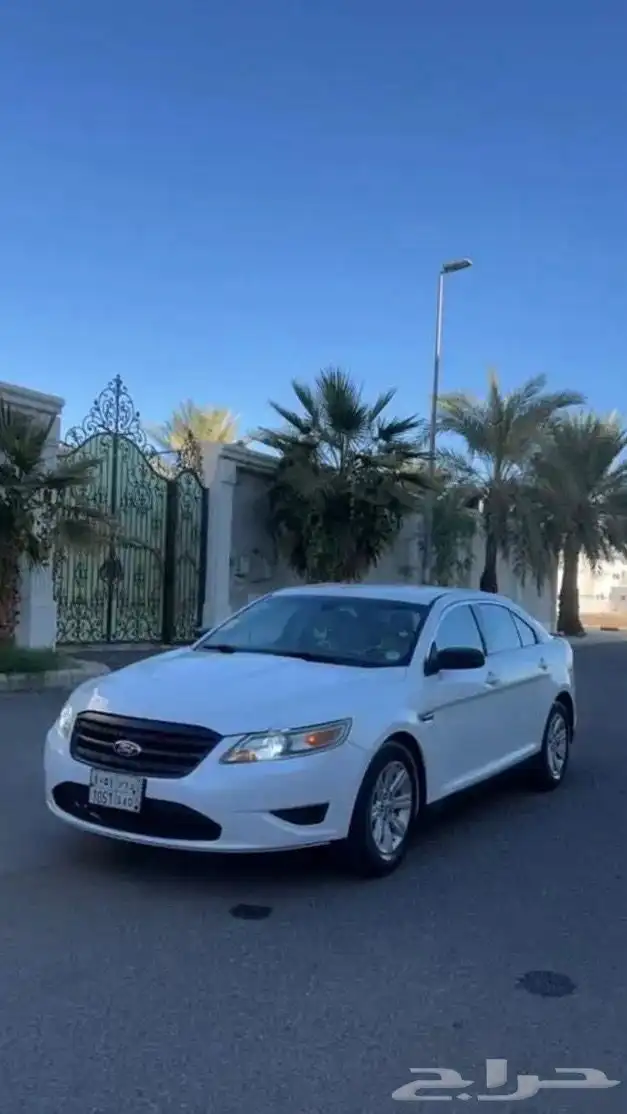 فورد تورس 2010 نظيف 0