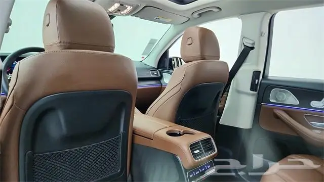 مرسيدس بنز GLS 450 4MATIC موديل 2024 12