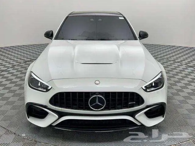 مرسيدس بنز AMG C 63 SE 2024 0