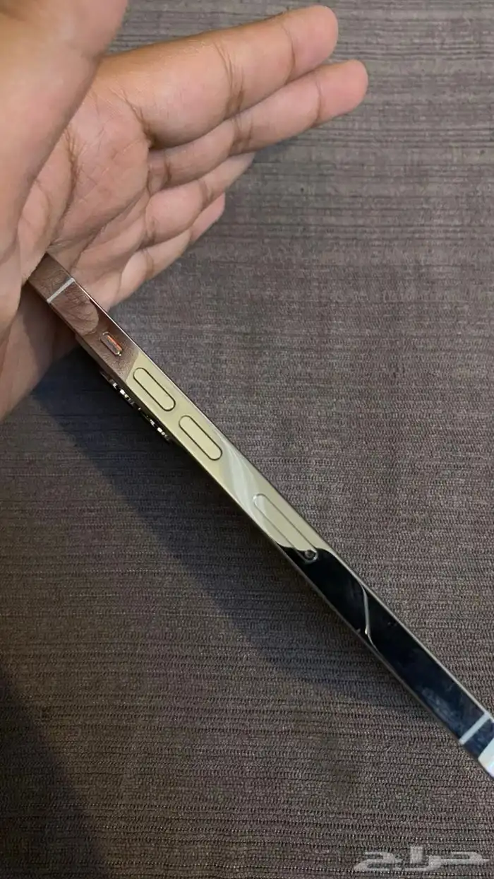 آيفون 13برو ما قد غيرت فيه شي حواف نظيفة مو مخدش 6