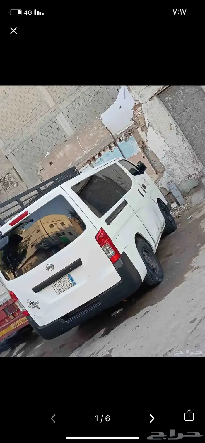سواق باص نقل طالبات 0