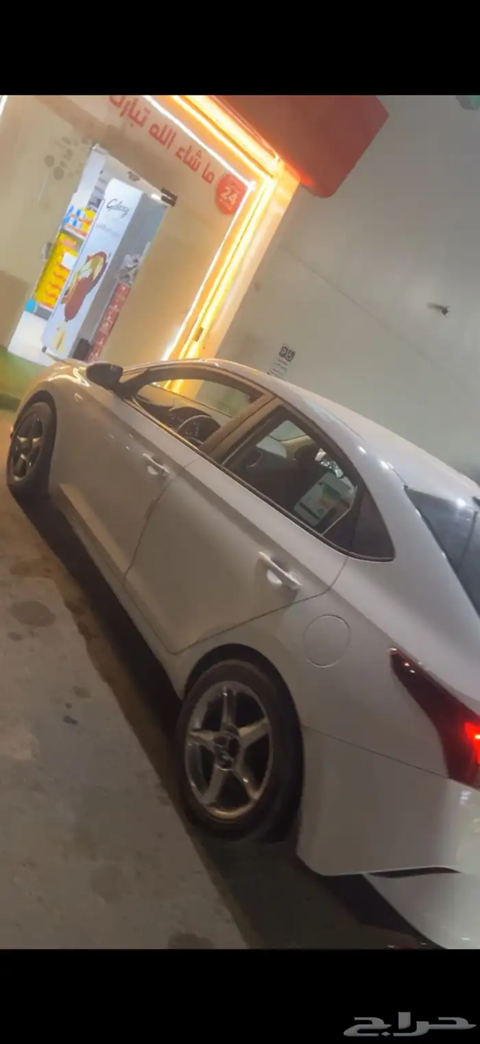 ثلاث جنوط موجوده 0