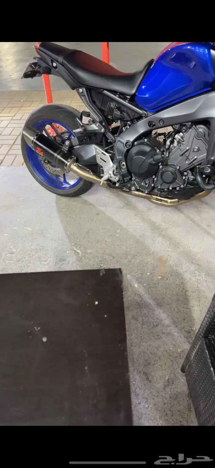 دراجة ستريت فايتر ياماها MT09 2023 7