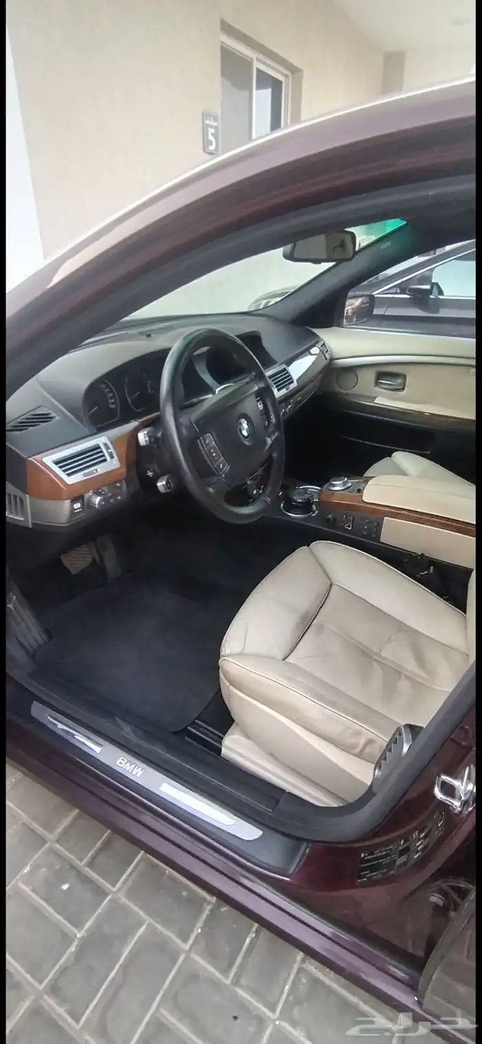 BMW 750 2007 6