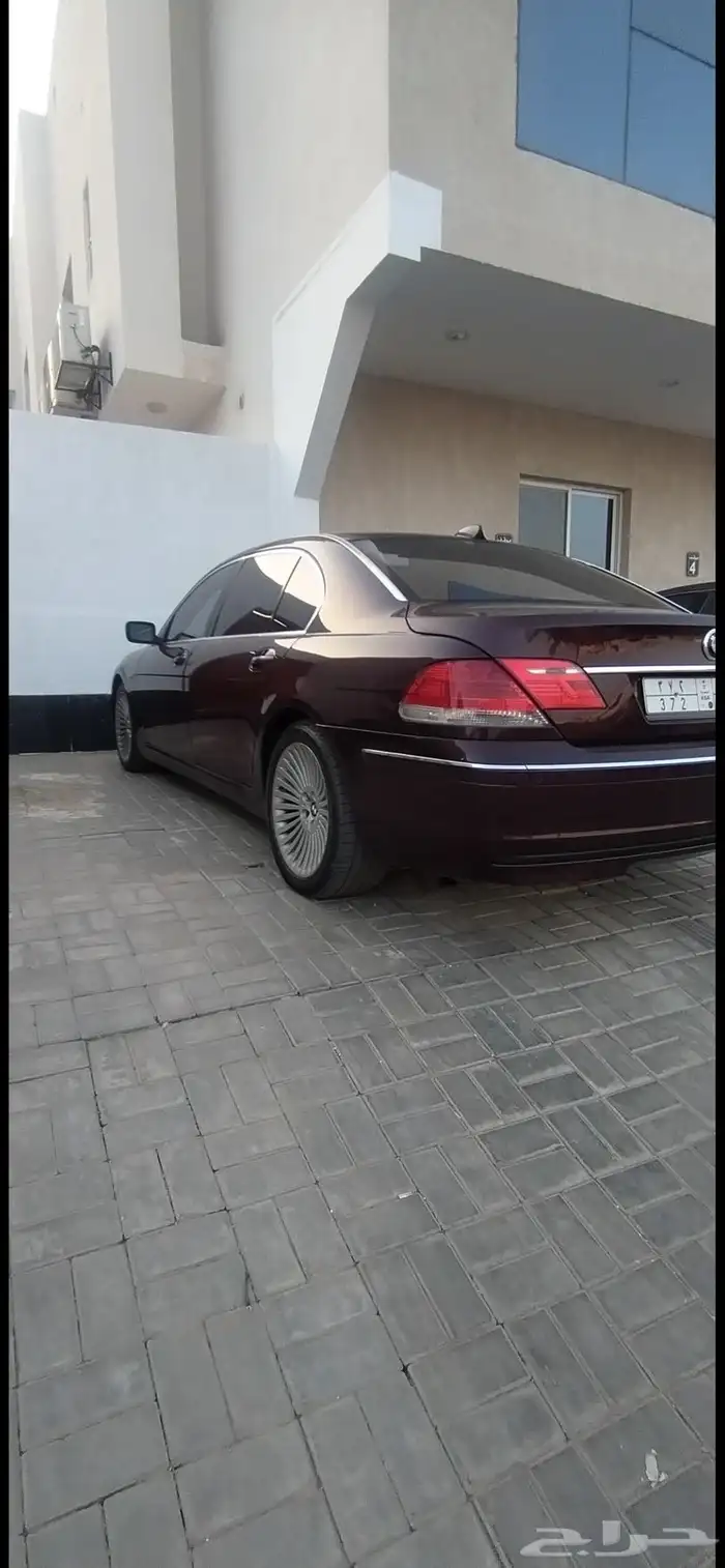 BMW 750 2007 1