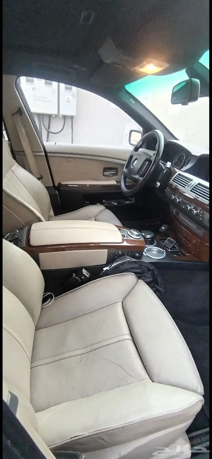 BMW 750 2007 4