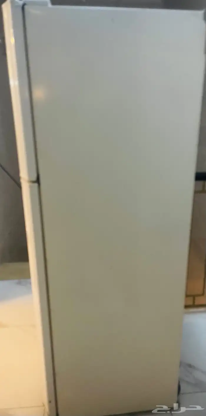 ثلاجه ومضخم صوت ومضخه غسيل وتلفزيون قديم 11