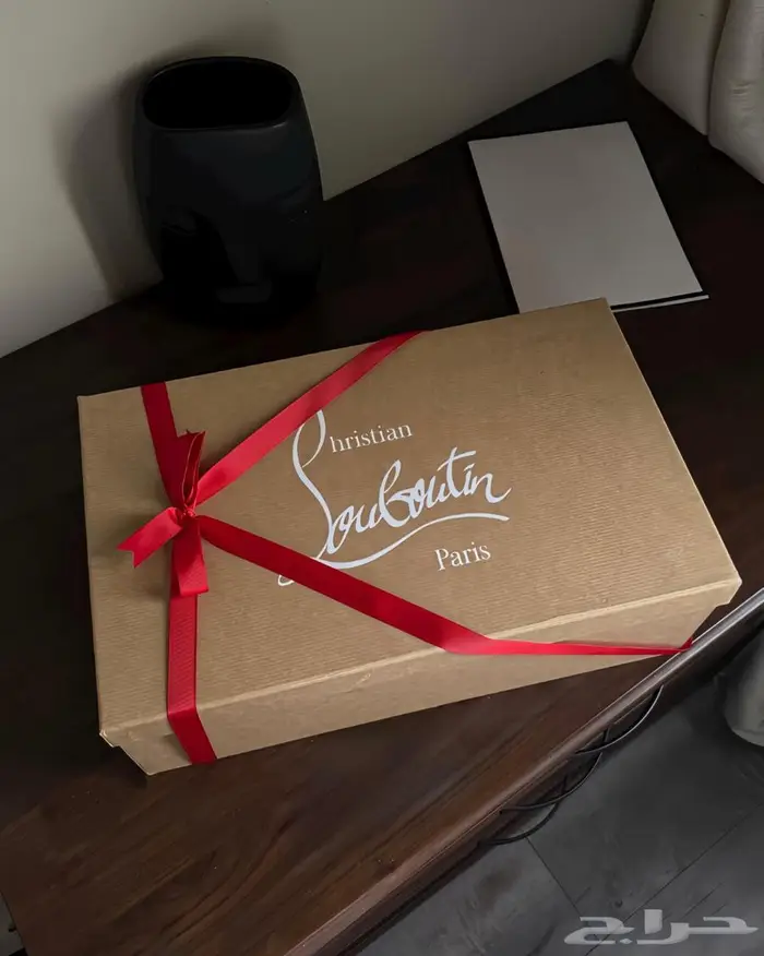 حذاء Christian Louboutin استخدام يوم واحد 1