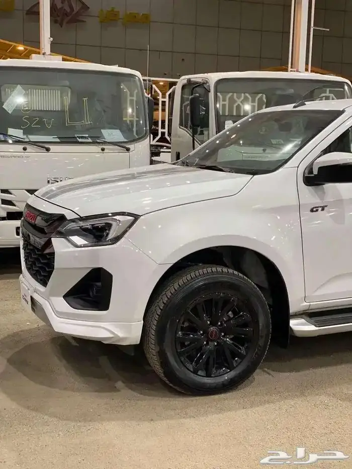 ايسوزو ديماكس GT 2025 بسعر مناسب 2