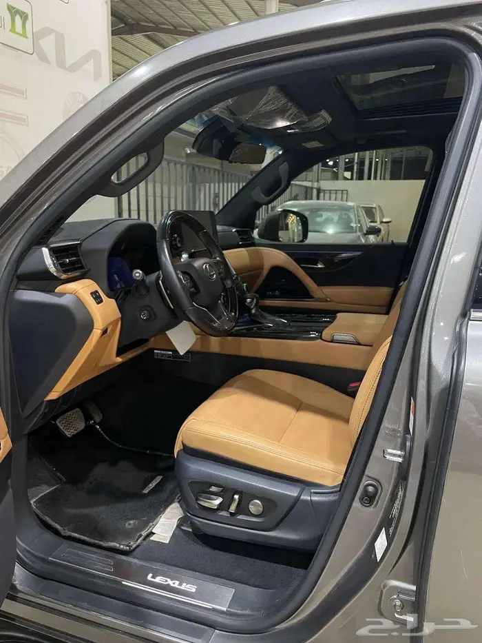لكزس LX 600 موديل 2022 ممشي 39 السعر ناار عند الاتصال 11