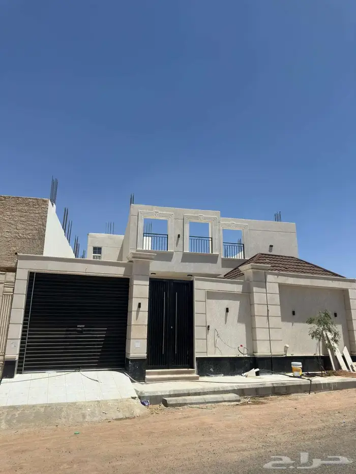 فيلا للبيع بحي العاقول بمنطقة المدينة المنورة 0