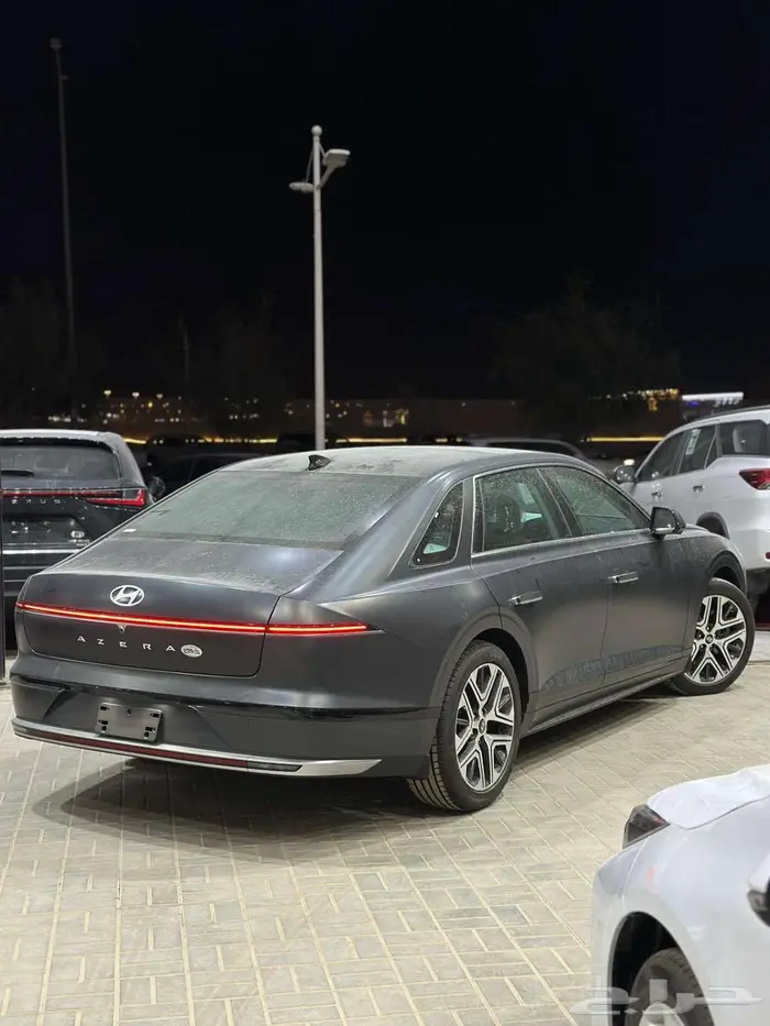 هيونداي ازيرا بريميوم 2025 7