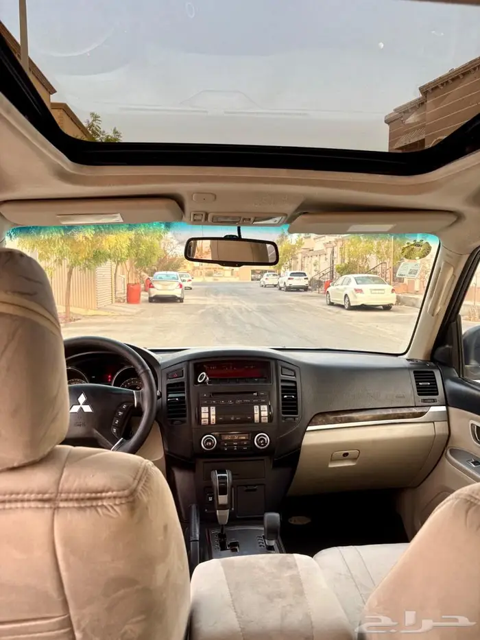 للبيع باجيرو 2010 8