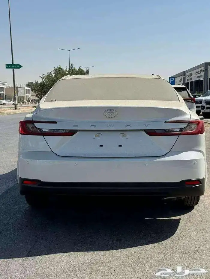 كامري E ستاندر طيس بنزين 2025 بريمي كاش واقساط 6