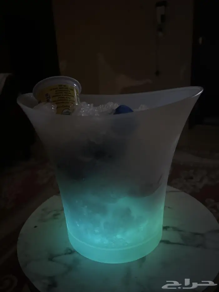 سطل مضيء للمشروبات 1
