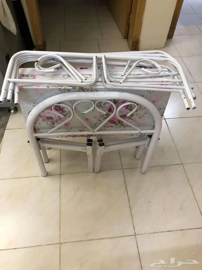 سرير اطفال حديد 1