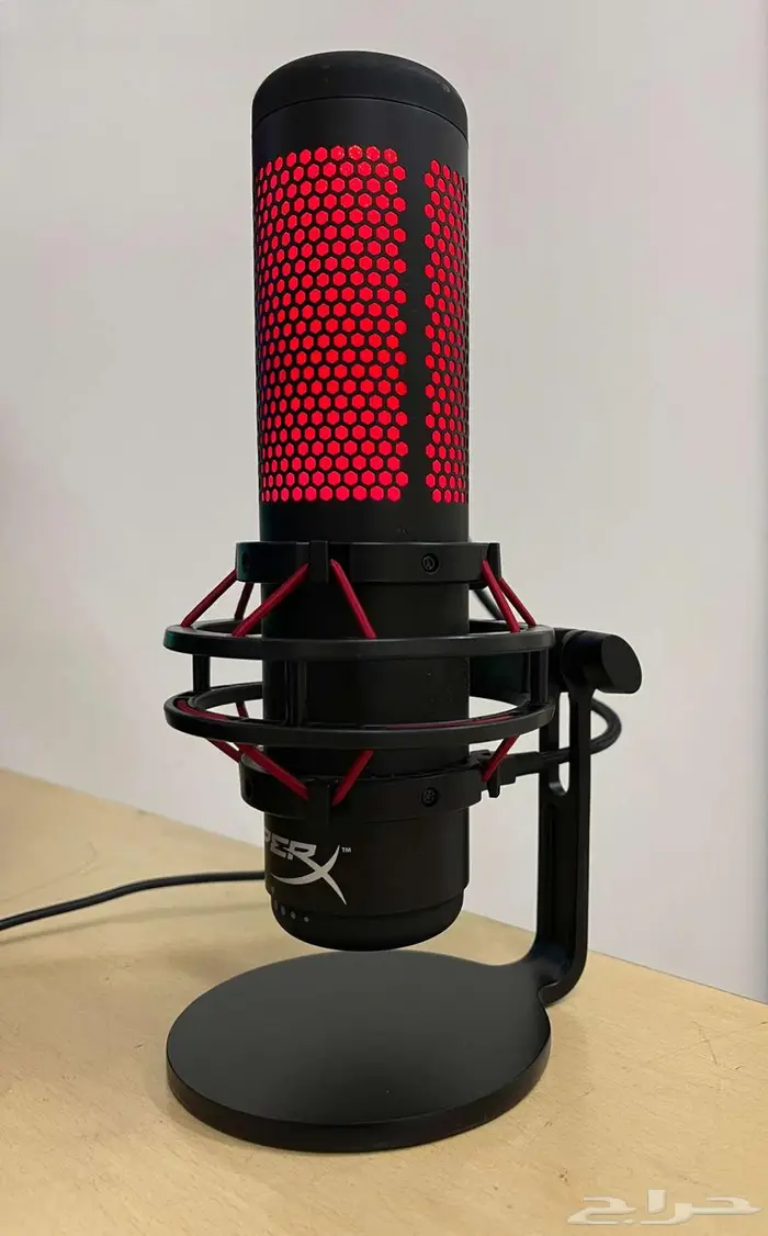 للبيع مايكروفون HyperX Quad Cast 2