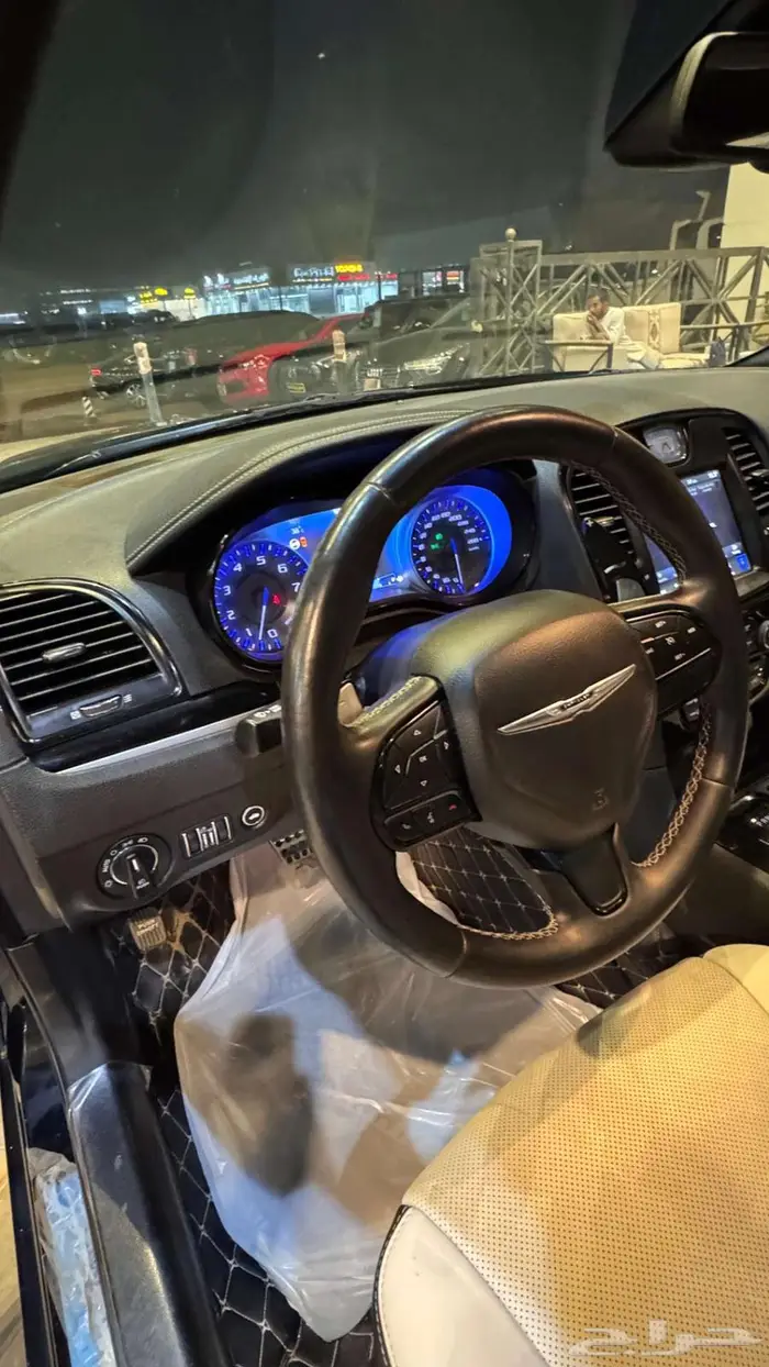 كرايزلر 2019 S فل كامل 10