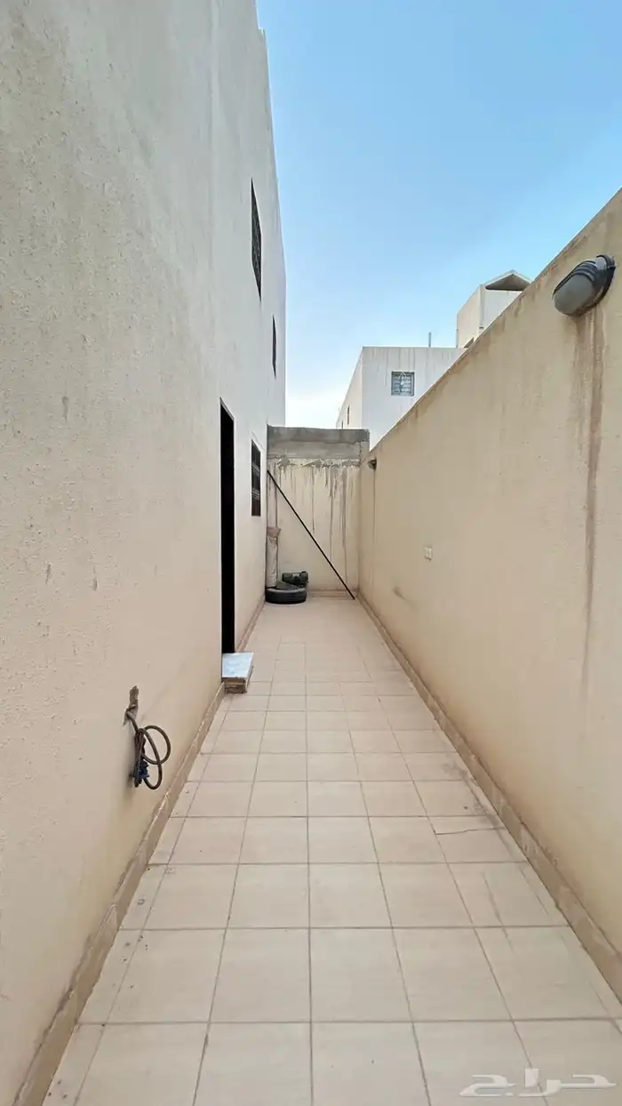 شقه للايجار حي لبن 2