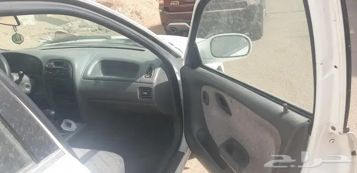 سوزوكي بالينو 1999 4
