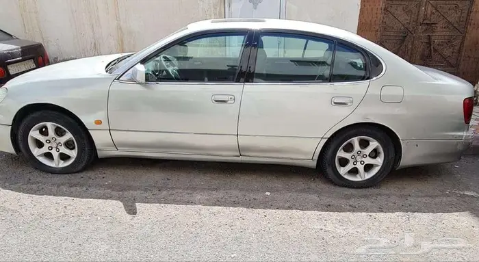لكزس GS300 موديل 2001 1