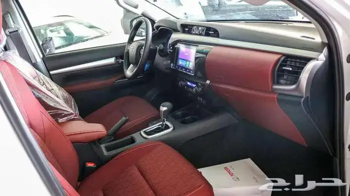 هايلوكس غمارتين S-GLX 4 4 اوتوماتيك بنزين 2025 8