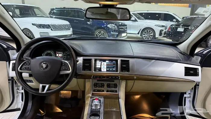 جاكور XF 2015 9