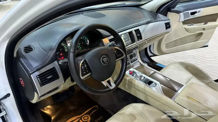 جاكور XF 2015 8