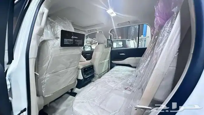 تويوتا لاندكروزر GXR-L4 بنزين سعودي 2025 3