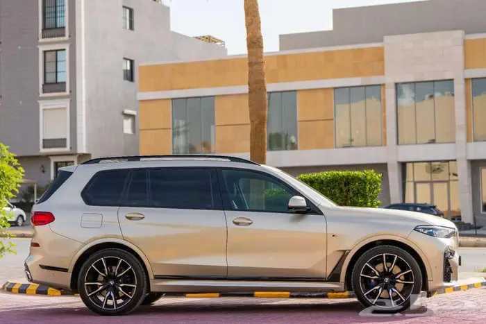 BMW X7 M KIT 2019 الناغي نظيف جدا 2