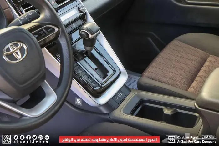 تويوتا انوفا GL هايبرد 2024 22