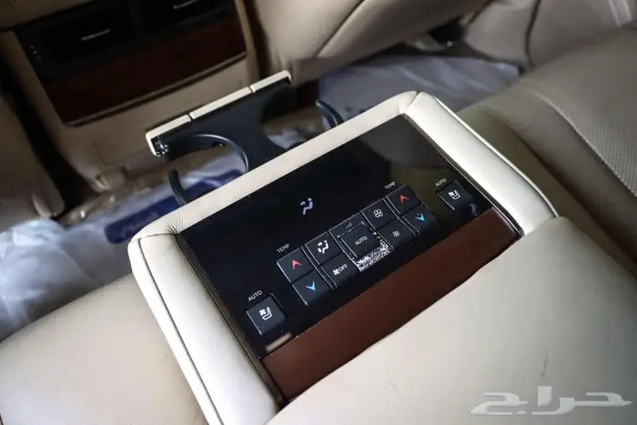 جيب لكزس LX570 موديل 2016 معدل 2020 12