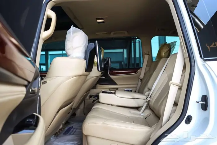 جيب لكزس LX570 موديل 2016 معدل 2020 9